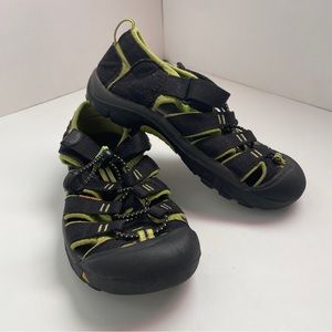 KEEN Newport H2 Black/Green Water Hiking Sandals Kids Size 3